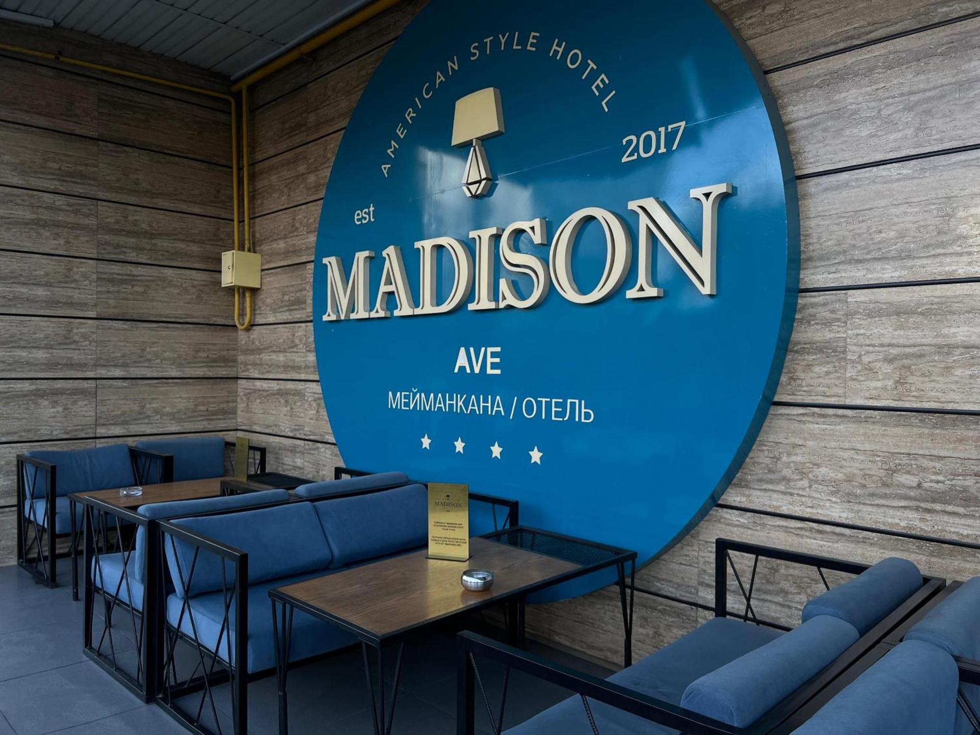 Madison Ave Hotel 비슈케크 외부 사진